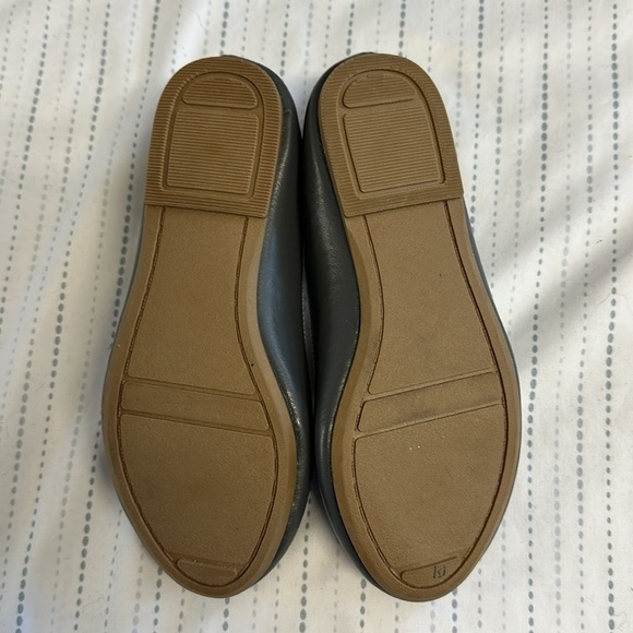 GAP  - Navy ballet flats. Size 11 - Picture 4 of 5
